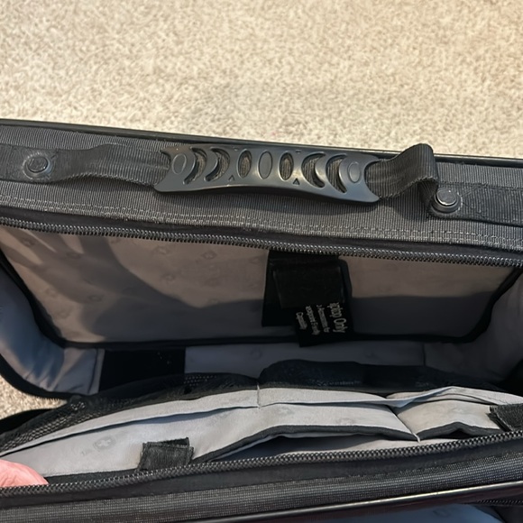 Swiss Gear Laptop Bag, Black - Picture 5 of 11